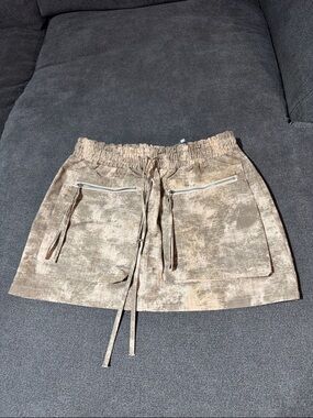 NWT- Women’s Relaxed Drawstring Skirt in Taupe- small